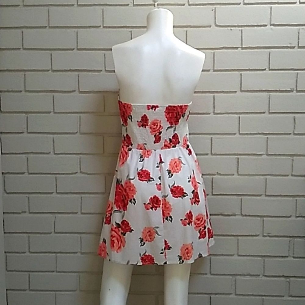 Say What? Strapless Floral Skater Style Mini Dress. Size Large NWOT - Picture 5 of 11